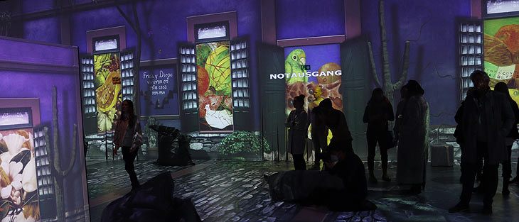 Viva Frida Kahlo - Immersive Experience Deutschland Premiere 15.12.2022 – im UTOPIA - The Happening Place an der Heßstraße (©Foto: Martinn Schmitz)) 